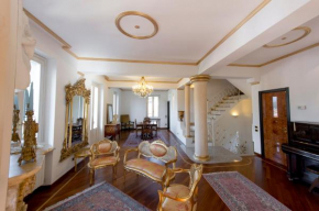 Villa Puccini Bed & Breakfast